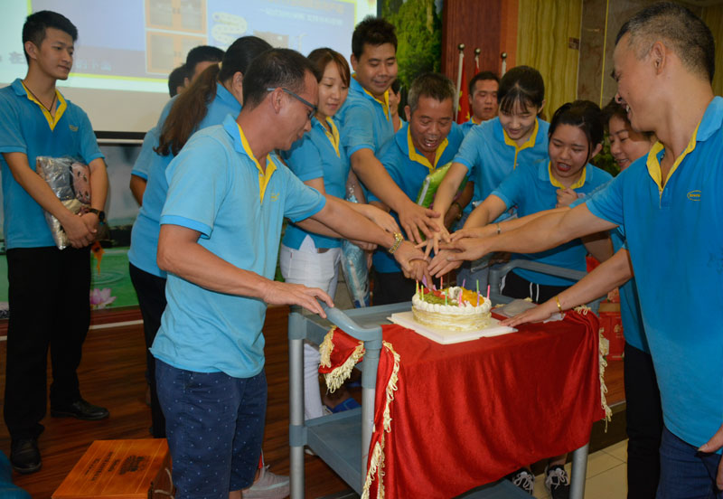 深圳LED料盒廠家中秋活動生日會.jpg